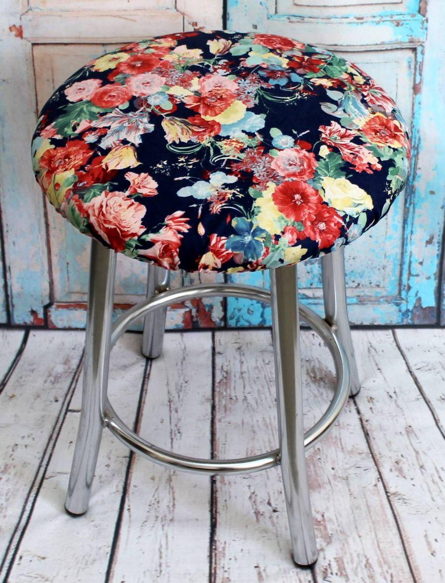 Подушка для сиденья CONCEPT. ЦВЕТЫ НА СИНЕМ 33x33. Каталог Матекс Подушка для сиденья CONCEPT. ЦВЕТЫ НА СИНЕМ 33x33. Каталог Матекс