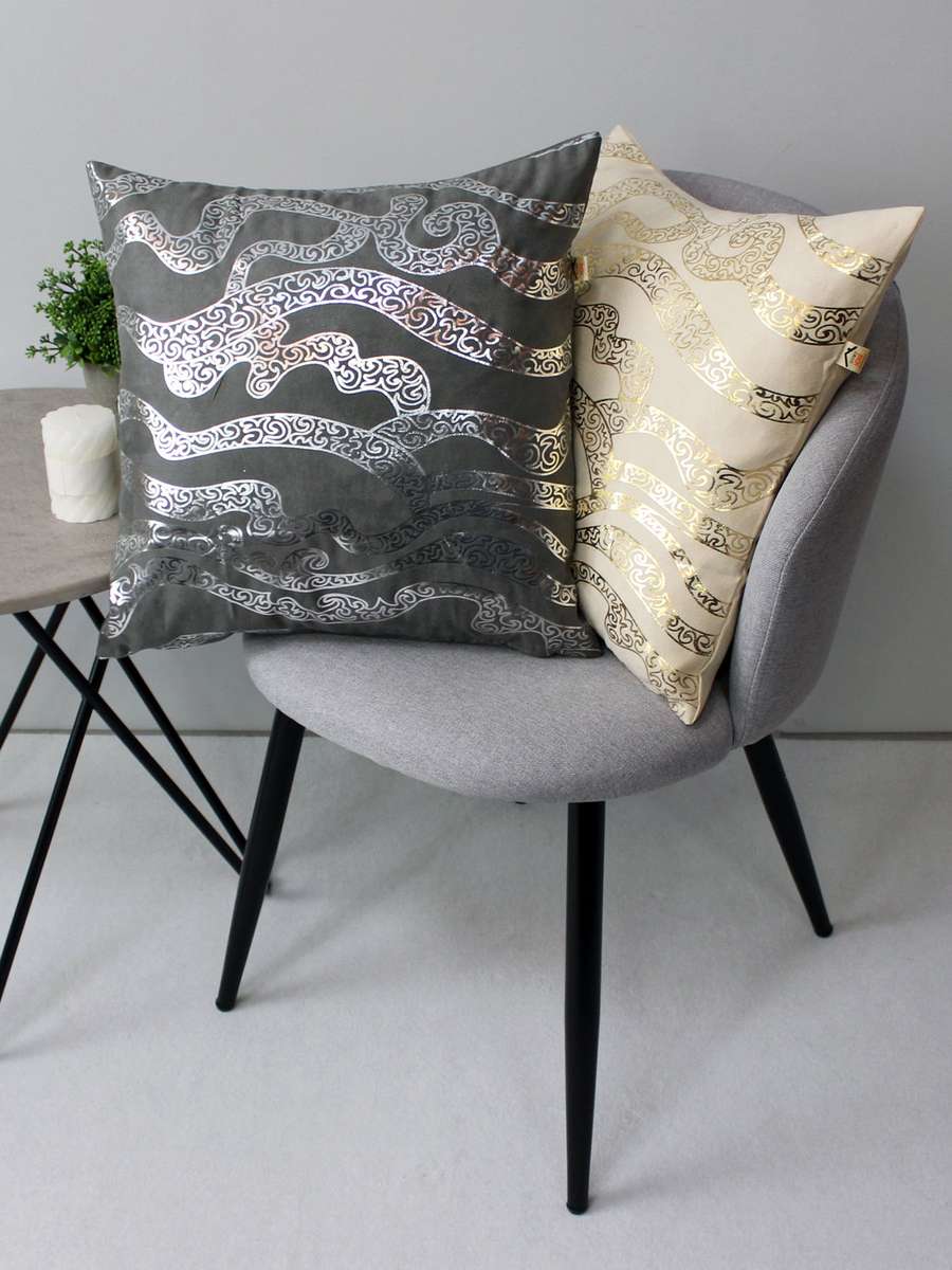 Наволочка декоративная LUXURY. ЛИНИИ 45x45. Каталог Матекс Наволочка декоративная LUXURY. ЛИНИИ 45x45. Каталог Матекс