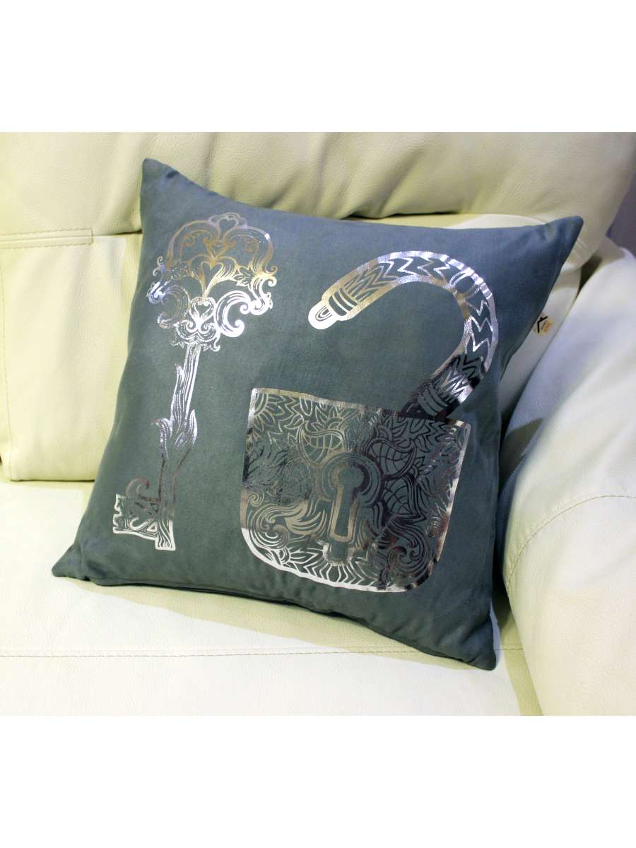 Подушка декоративная LUXURY. КЛЮЧ И ЗАМОК 47x47x15. Каталог Матекс