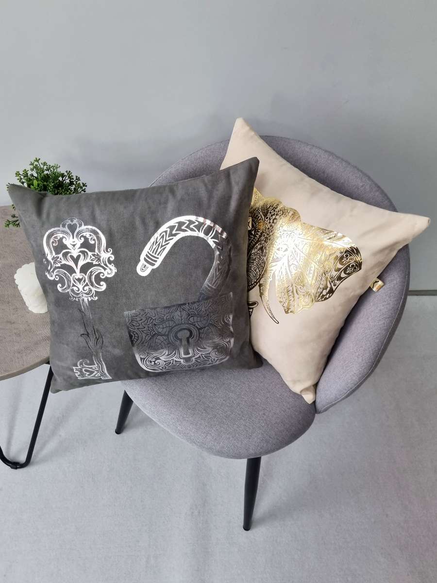 Подушка декоративная LUXURY. КЛЮЧ И ЗАМОК 47x47x15. Каталог Матекс