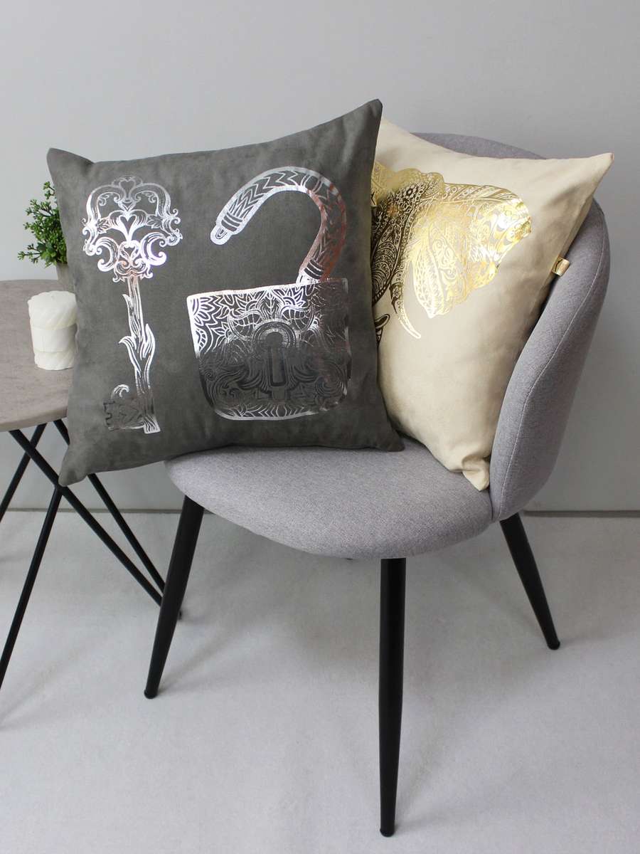 Подушка декоративная LUXURY. КЛЮЧ И ЗАМОК 47x47x15. Каталог Матекс