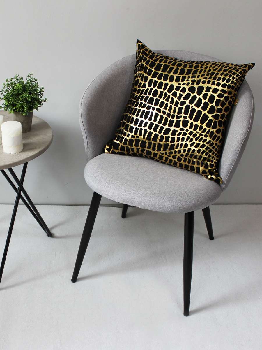 Подушка декоративная LUXURY. КРОКОДИЛ 45x45. Каталог Матекс Подушка декоративная LUXURY. КРОКОДИЛ 45x45. Каталог Матекс