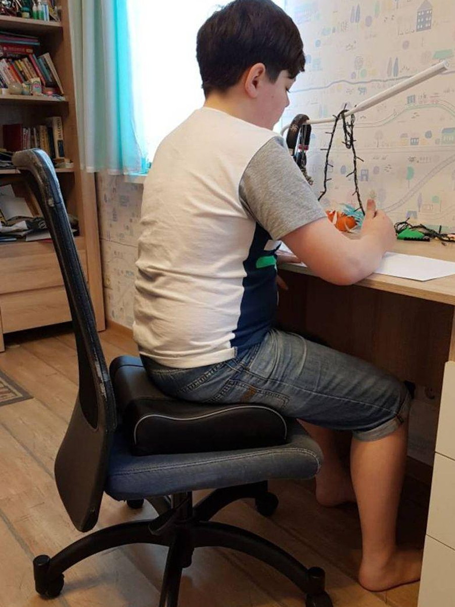 Подушка на сиденье BOOSTER. АВТОМОБИЛЬНАЯ 36x32. Каталог Матекс