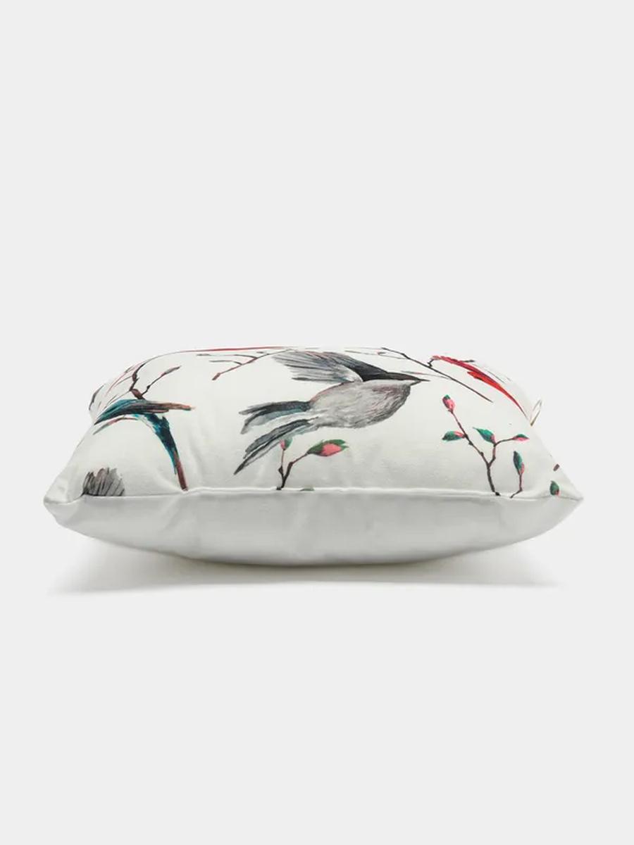 Подушка декоративная FANTASY. КРАСНЫЕ И СЕРЫЕ ПТИЦЫ 33x33. Каталог Матекс Подушка декоративная FANTASY. КРАСНЫЕ И СЕРЫЕ ПТИЦЫ 33x33. Каталог Матекс