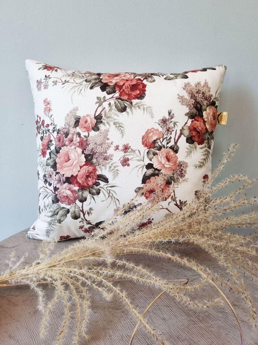 Подушка декоративная CONCEPT. РОЗЫ И ПАПОРОТНИК 33x33. Каталог Матекс Подушка декоративная CONCEPT. РОЗЫ И ПАПОРОТНИК 33x33. Каталог Матекс