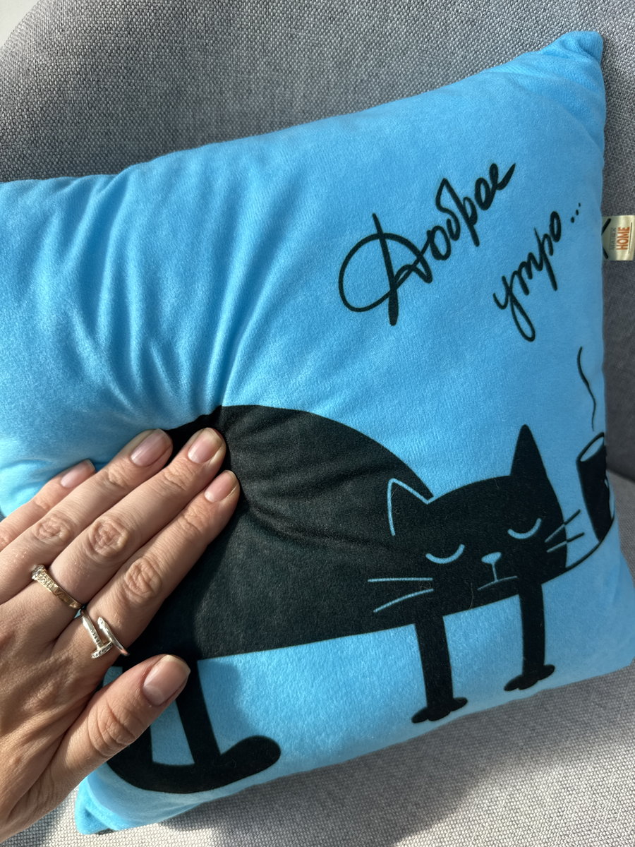 Подушка декоративная MEOW.  35x35. Каталог Матекс
