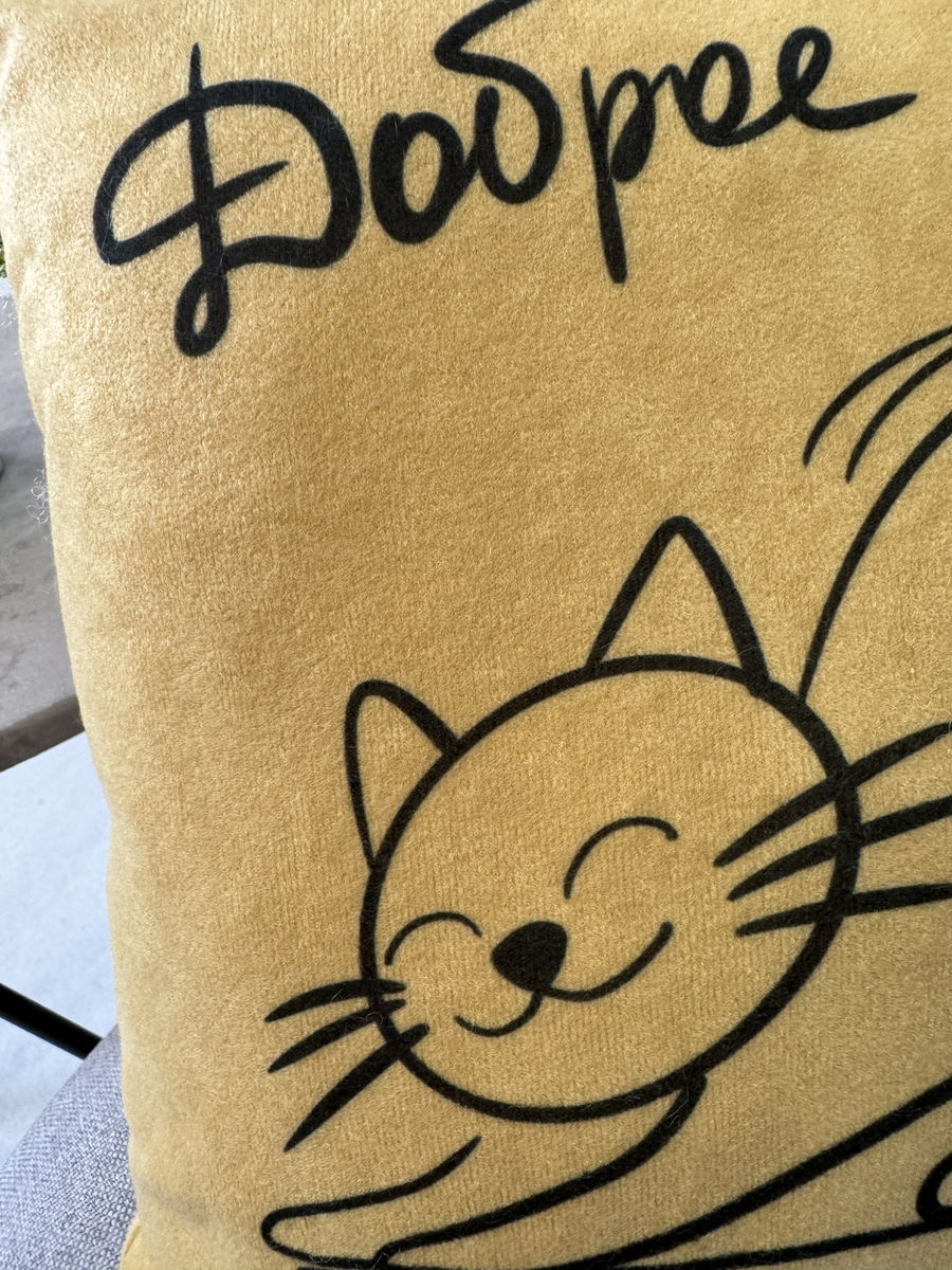 Подушка декоративная MEOW.  35x35. Каталог Матекс
