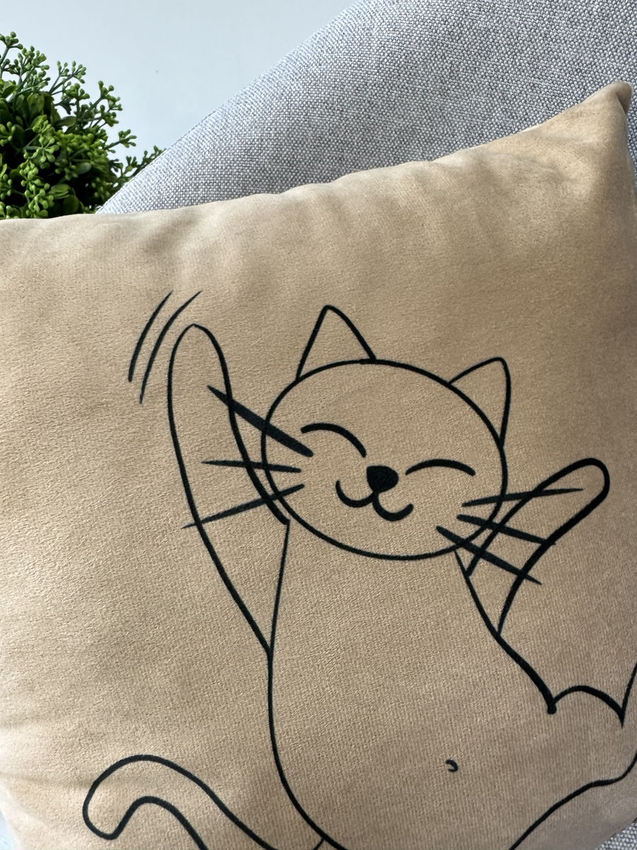 Подушка декоративная MEOW.  35x35. Каталог Матекс