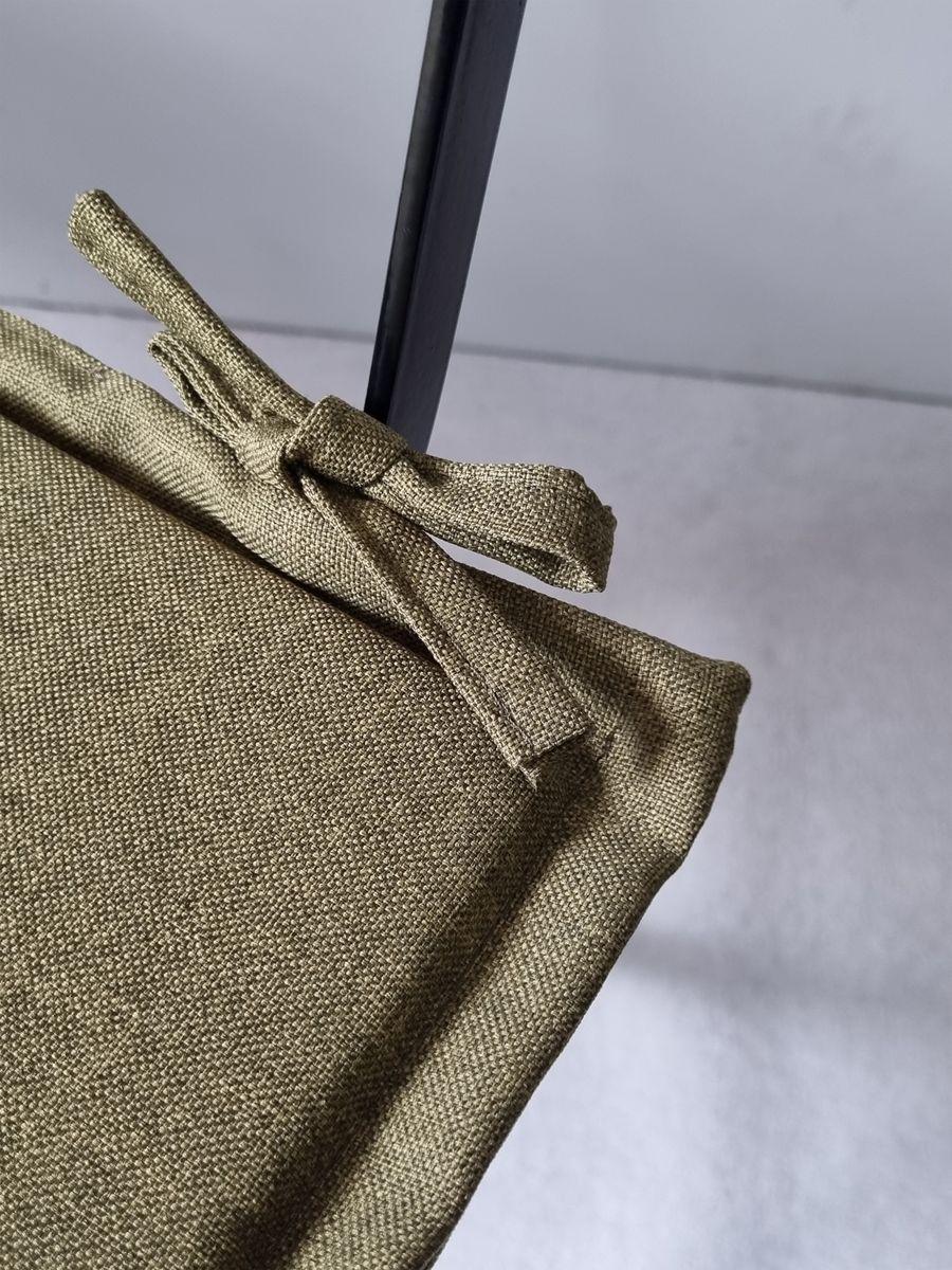 Подушка для сидения ФЬЮЖН. LINE 42x42. Каталог Матекс