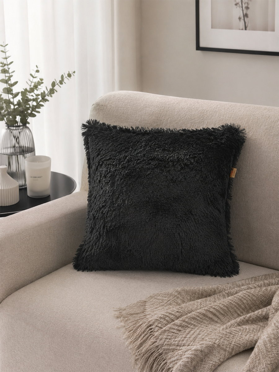 Подушка декоративная PLUSH.  35x35. Каталог Матекс