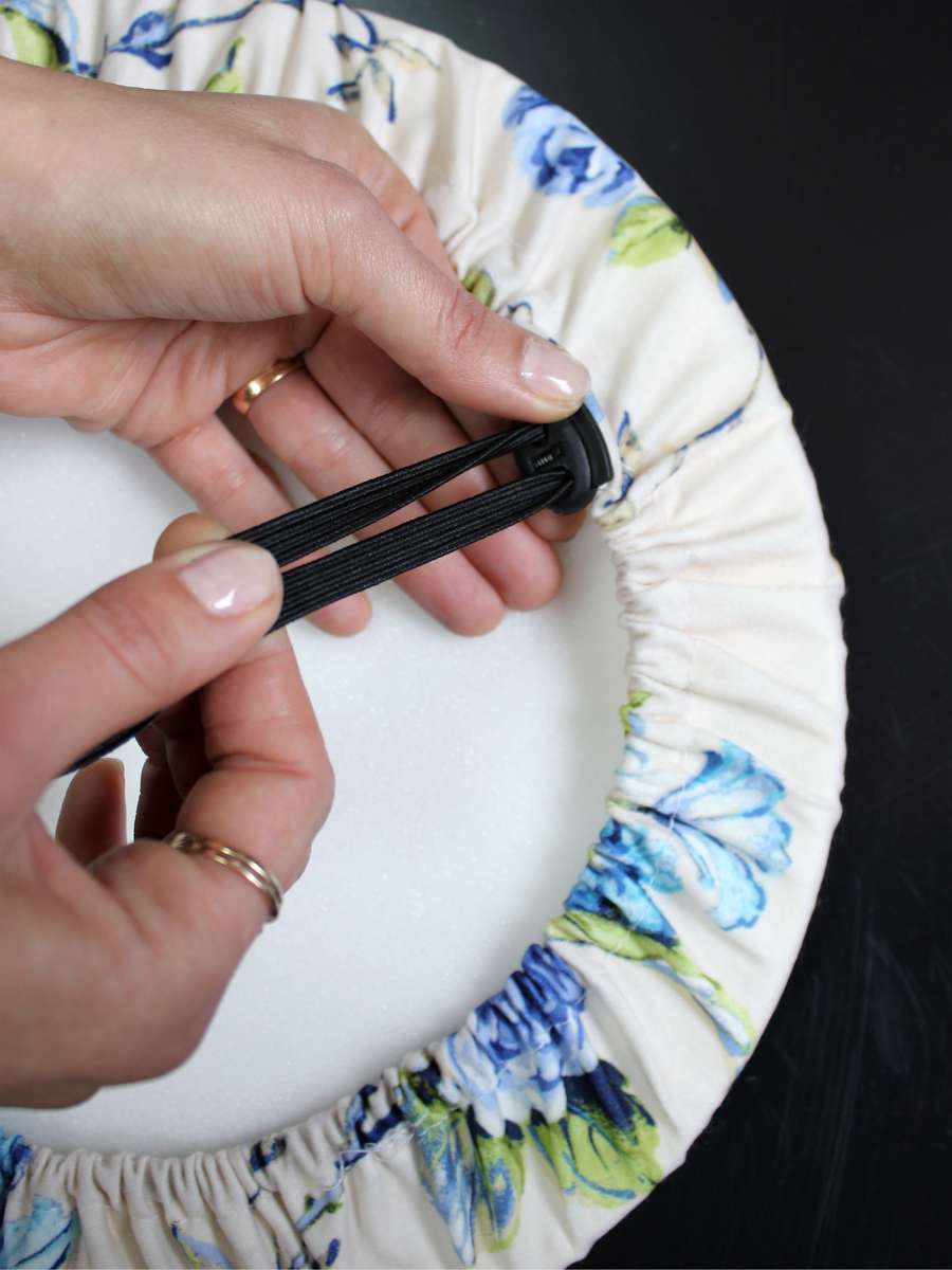 Чехол на табурет CONCEPT. LINE. БИРЮЗОВЫЕ ПИОНЫ 40x40. Каталог Матекс Чехол на табурет CONCEPT. LINE. БИРЮЗОВЫЕ ПИОНЫ 40x40. Каталог Матекс