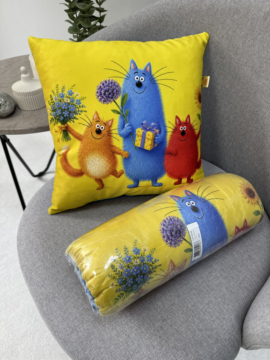 Подушка декоративная KOTOKLISM. ТРИ КОТА 33x33. Каталог Матекс Подушка декоративная KOTOKLISM. ТРИ КОТА 33x33. Каталог Матекс