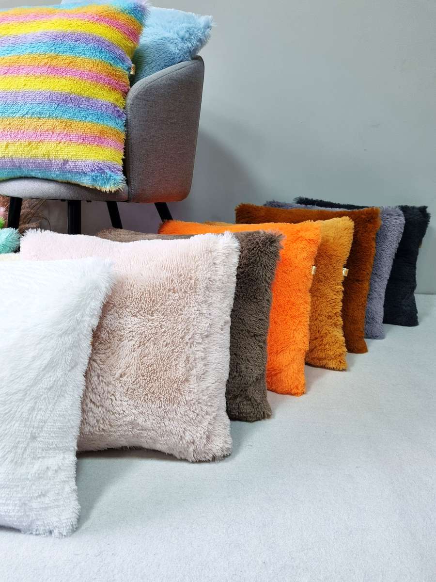 Подушка декоративная PLUSH. 43x43. Каталог Матекс Подушка декоративная PLUSH. 43x43. Каталог Матекс