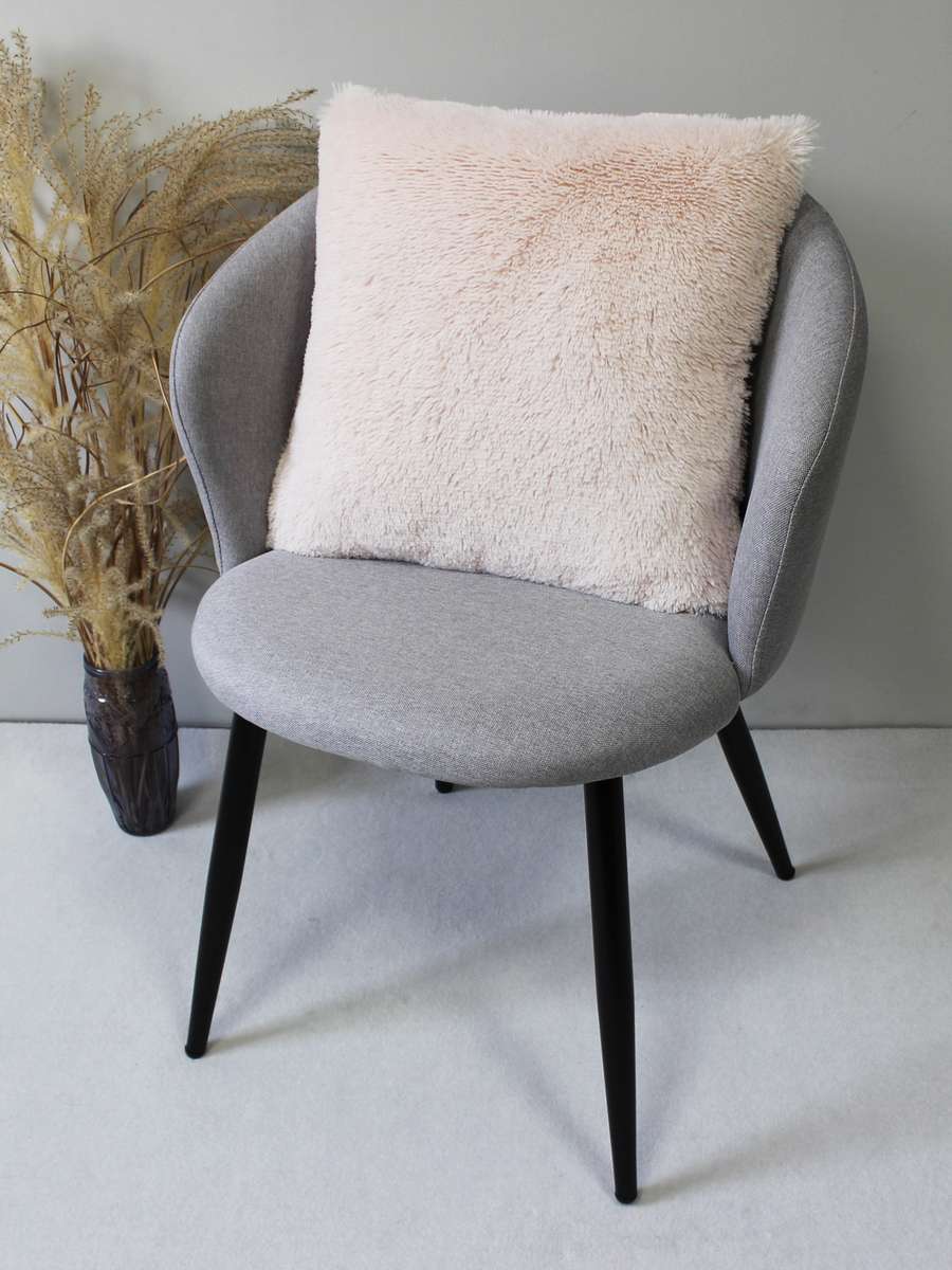 Подушка декоративная PLUSH. 43x43. Каталог Матекс Подушка декоративная PLUSH. 43x43. Каталог Матекс