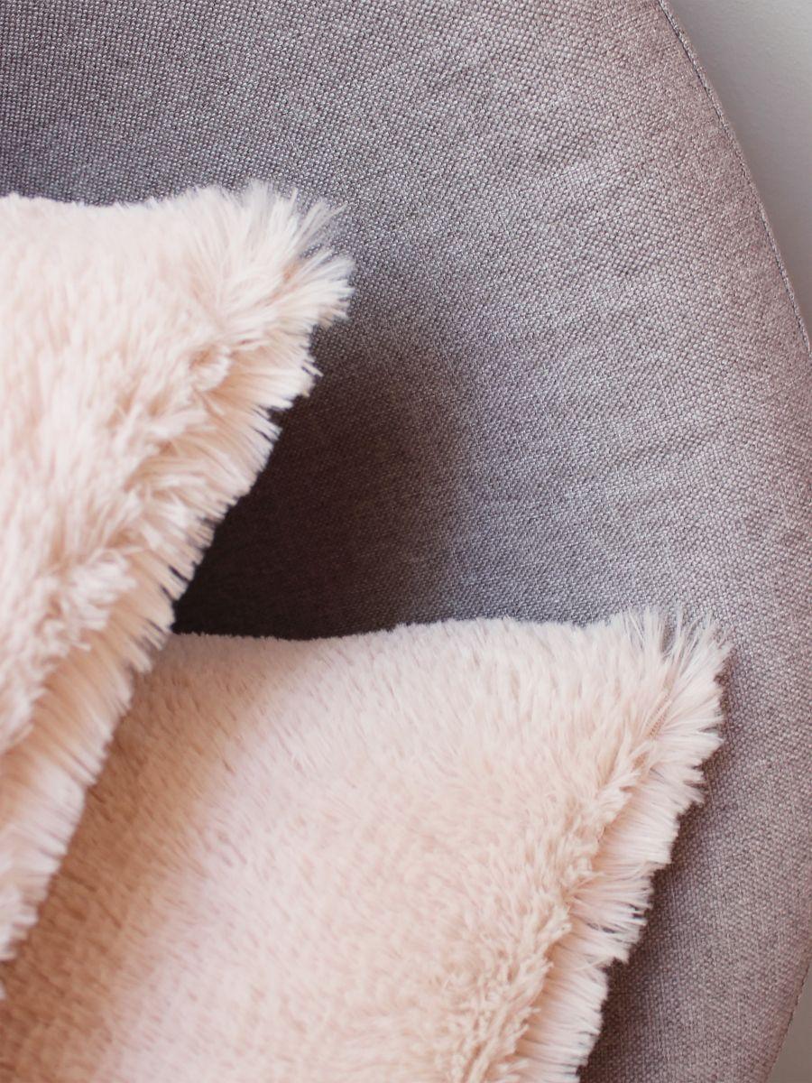 Подушка декоративная PLUSH LINE. КОМПЛЕКТ 2 ШТ. 35x35. Каталог Матекс