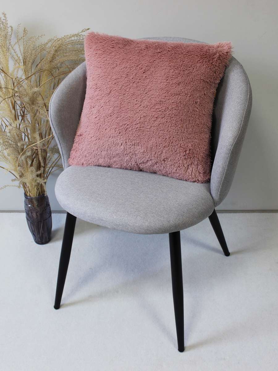 Подушка декоративная PLUSH. 43x43. Каталог Матекс Подушка декоративная PLUSH. 43x43. Каталог Матекс