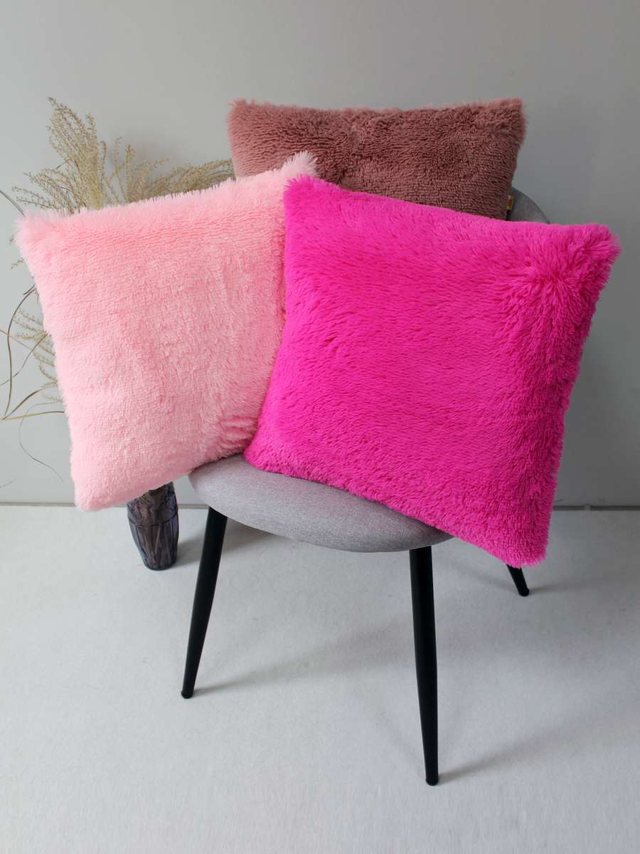 Подушка декоративная PLUSH. 43x43. Каталог Матекс Подушка декоративная PLUSH. 43x43. Каталог Матекс
