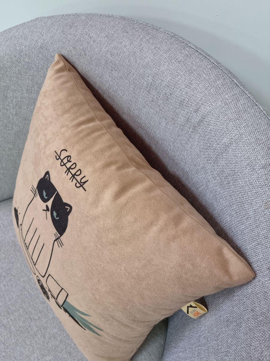 Подушка декоративная MEOW. NOT SORRY 35x35. Каталог Матекс Подушка декоративная MEOW. NOT SORRY 35x35. Каталог Матекс