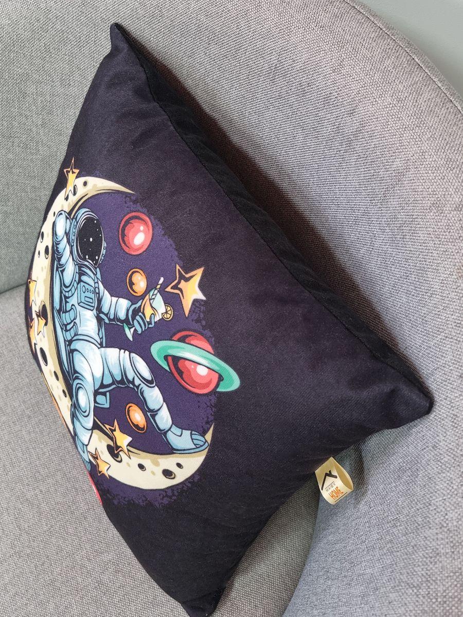 Подушка декоративная NEXT. НА ЛУНЕ 33x33. Каталог Матекс Подушка декоративная NEXT. НА ЛУНЕ 33x33. Каталог Матекс