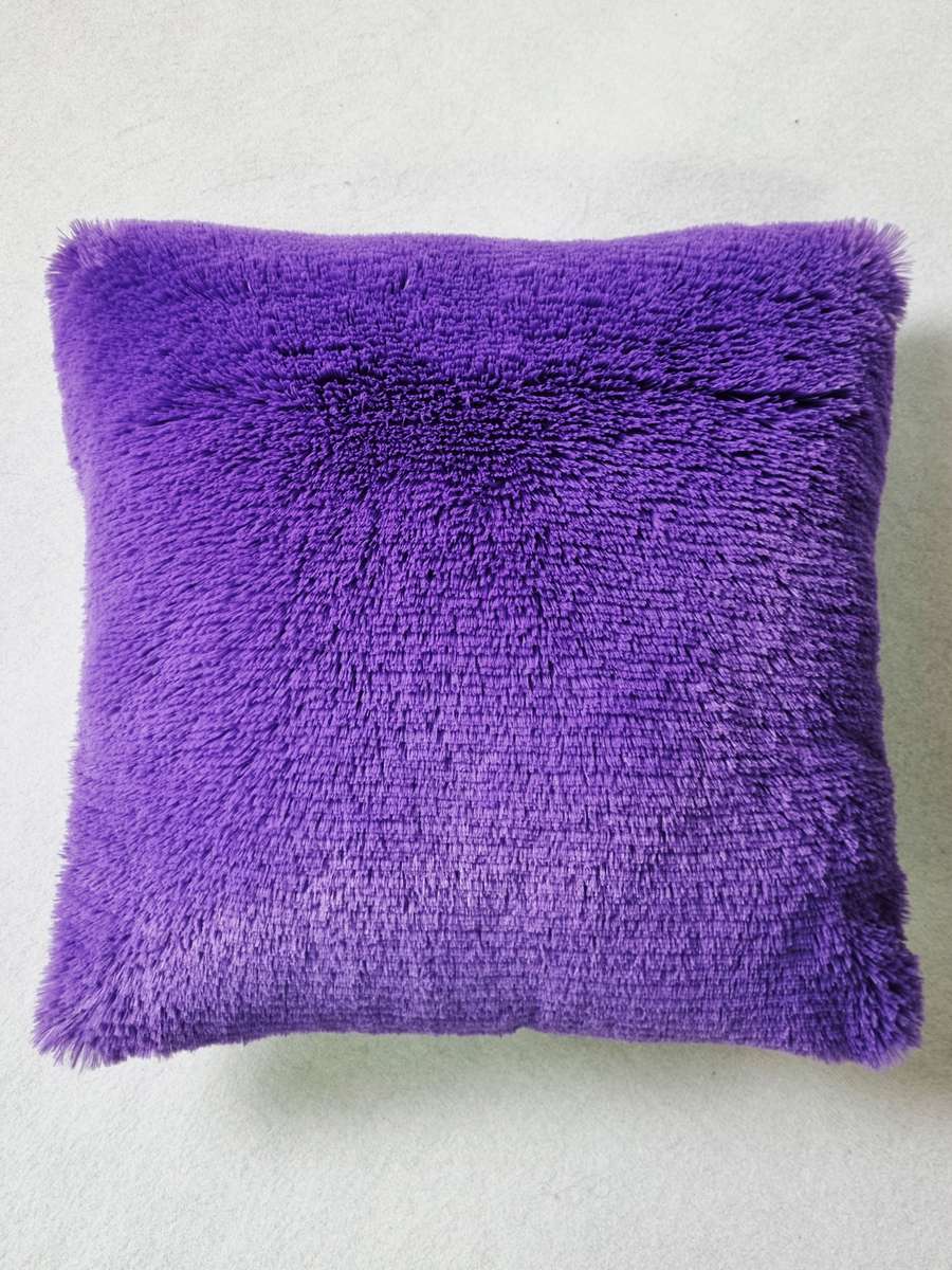 Подушка декоративная PLUSH. 43x43. Каталог Матекс Подушка декоративная PLUSH. 43x43. Каталог Матекс