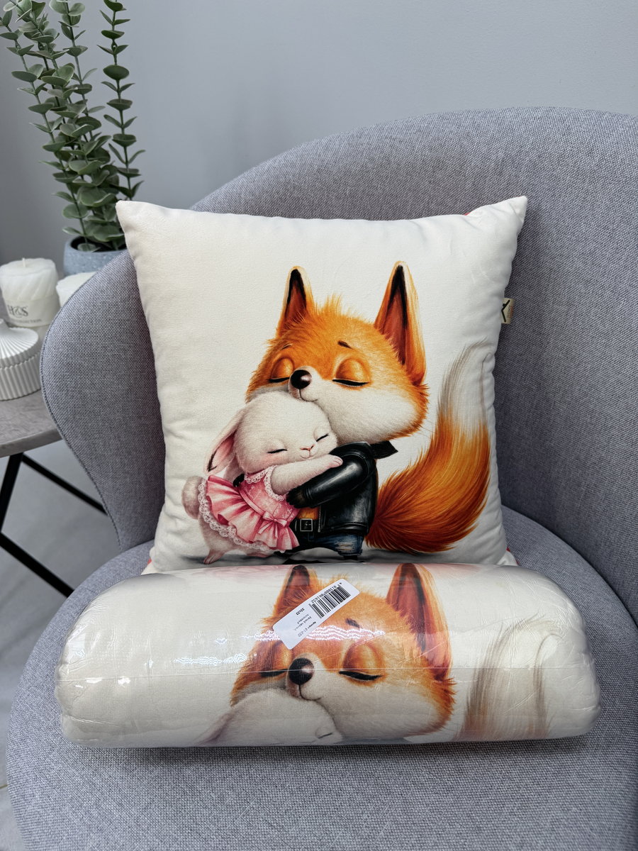 Подушка декоративная FLUFFY. РЫЖИК И ЗАЙКА 33x33. Каталог Матекс Подушка декоративная FLUFFY. РЫЖИК И ЗАЙКА 33x33. Каталог Матекс