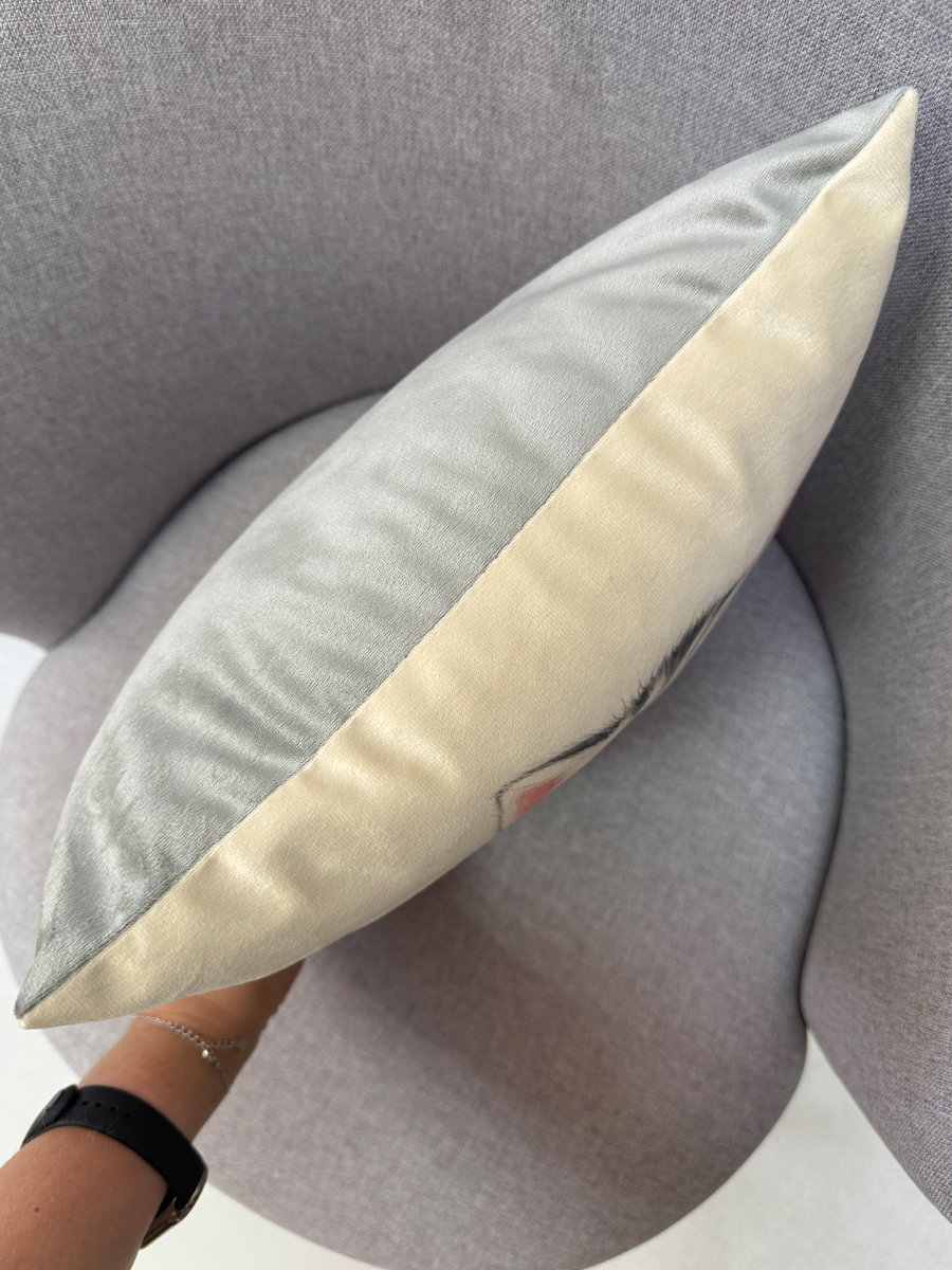 Подушка декоративная FLUFFY. ВАЙС 33x33. Каталог Матекс