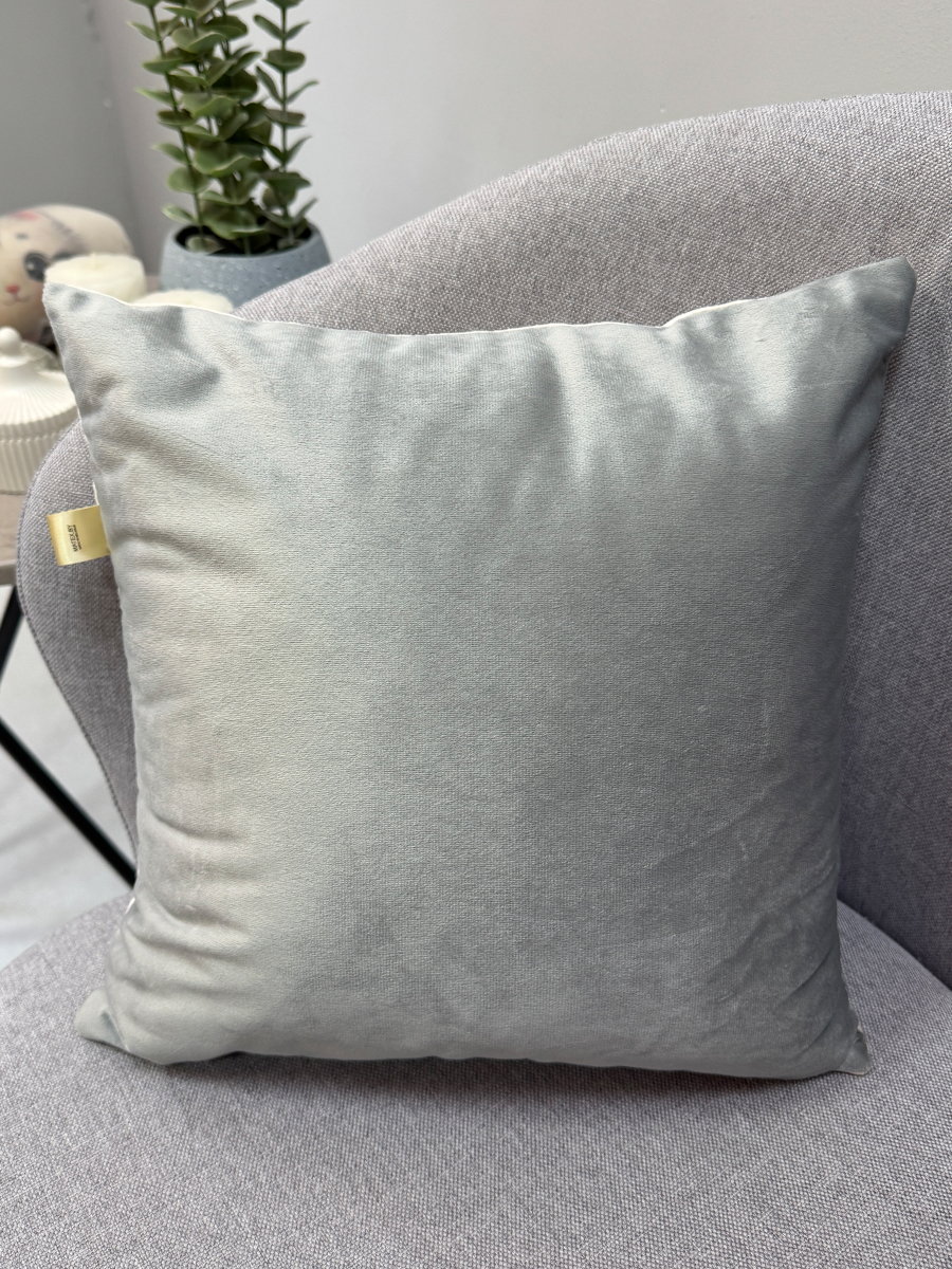 Подушка декоративная FLUFFY. ВАЙС 33x33. Каталог Матекс
