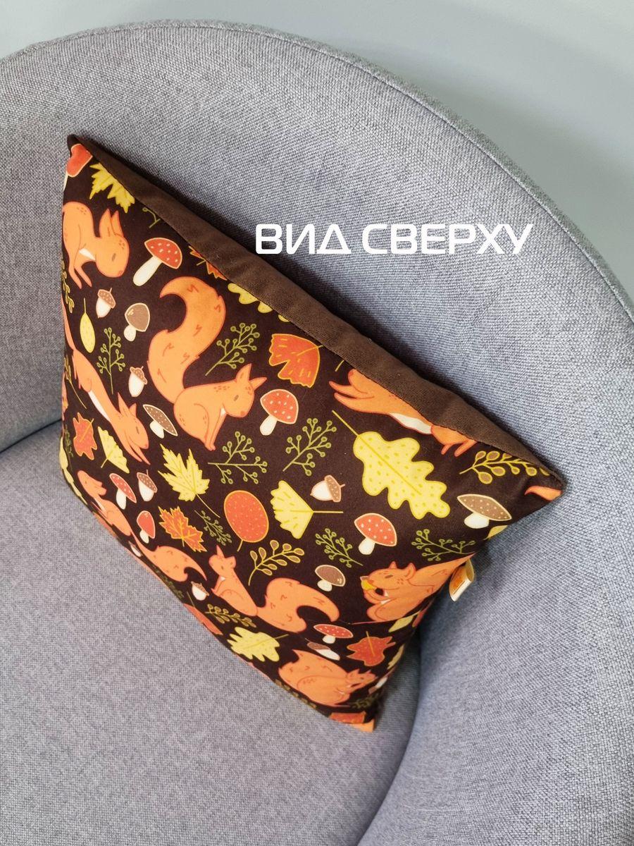 Подушка декоративная FANTASY. БЕЛОЧКИ 33x33. Каталог Матекс