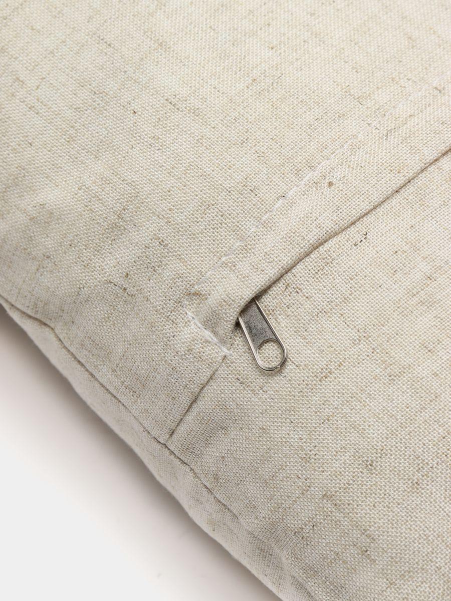 Подушка декоративная WORDS. МОЙ РУКИ, ЕШЬ ГРЕЧКУ 40x40. Каталог Матекс