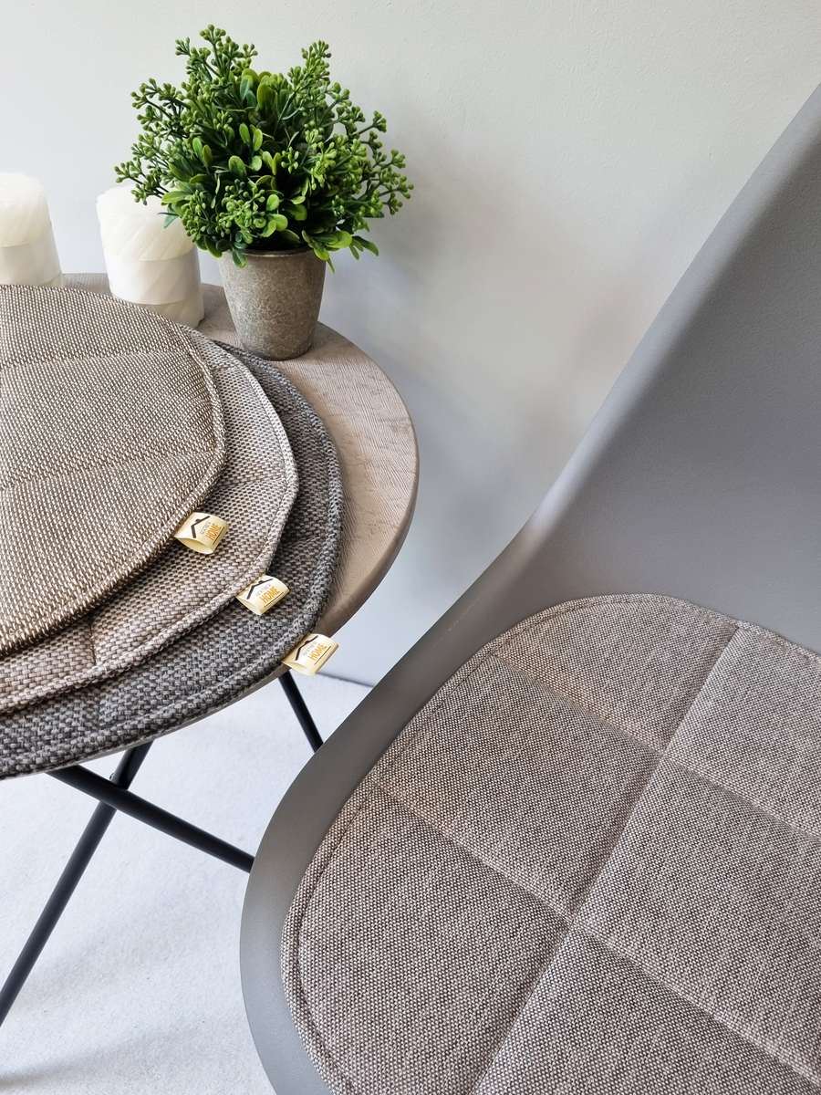 Подушка для сиденья ELEGANT. 39x39. Каталог Матекс Подушка для сиденья ELEGANT. 39x39. Каталог Матекс