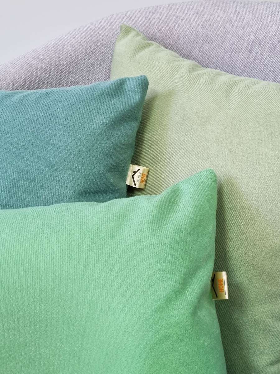 Подушка декоративная ARIA PREMIUM VELOURS.  35x35. Каталог Матекс