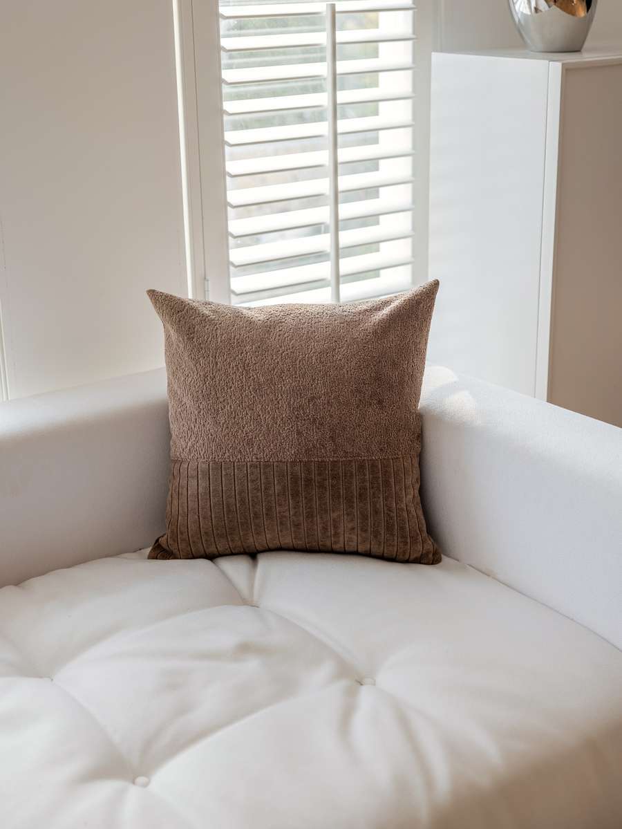 Подушка декоративная TUFTED VELVET.  45x45. Каталог Матекс