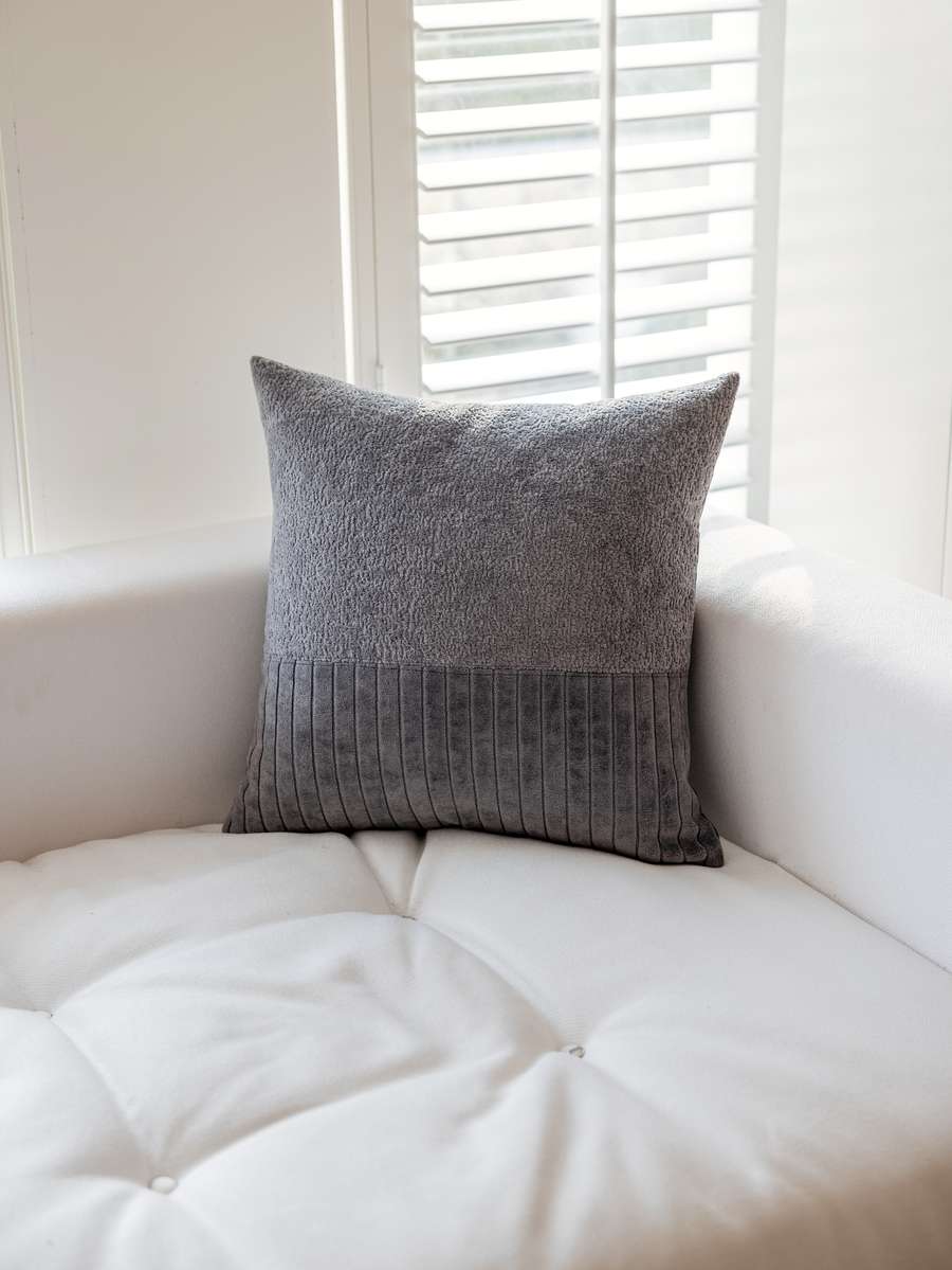 Наволочка декоративная TUFTED VELVET.  45x45. Каталог Матекс