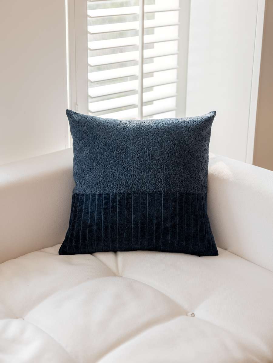 Наволочка декоративная TUFTED VELVET.  45x45. Каталог Матекс