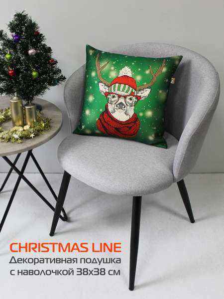 Подушка декоративная HAPPY NEW YEAR 38x38 CHRISTMAS. ОЛЕНЬ В КРАСНОЙ ШАПКЕ. Артикул 37-699 Цвет: Зеленый, красный Палитра: Красный, Зеленый