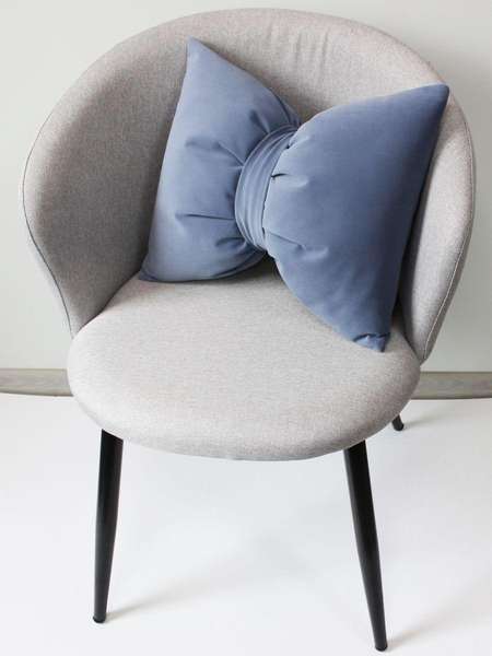 Подушка декоративная MODONE  42x37  MODONE  Артикул 55-136  Цвет: синий 